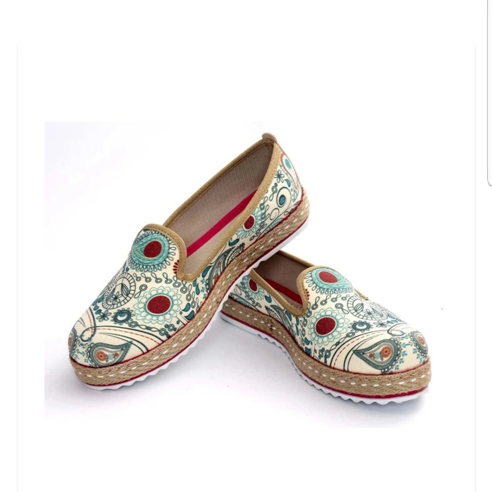 Goby Pattern Slip-On Sneakers